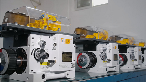 NC送料機顯示屏不亮是什么原因？